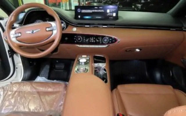 인천저신용자자동차 GV70 2.5T 가솔린 2WD 매물 사진 18 - 2022/05 55,439km